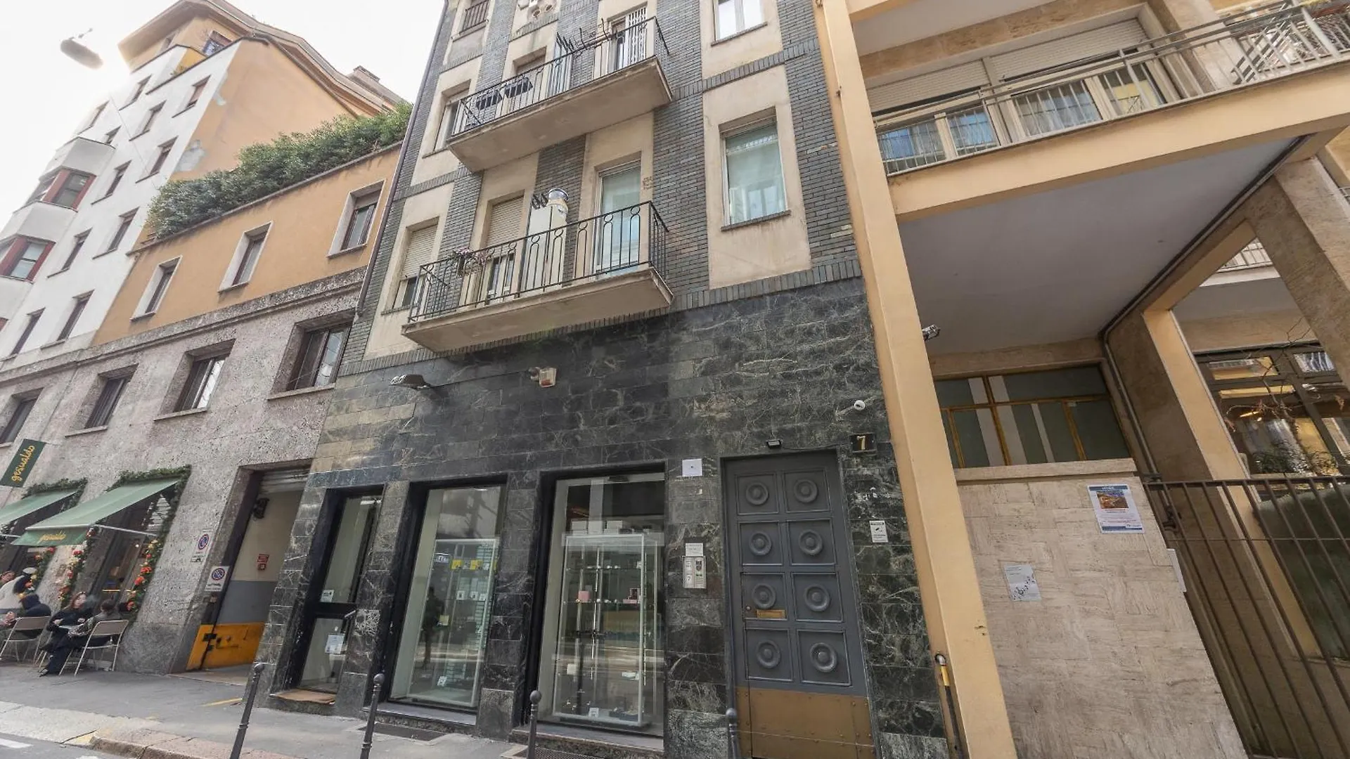 Via Cerva 7 Apartment Milan Italy