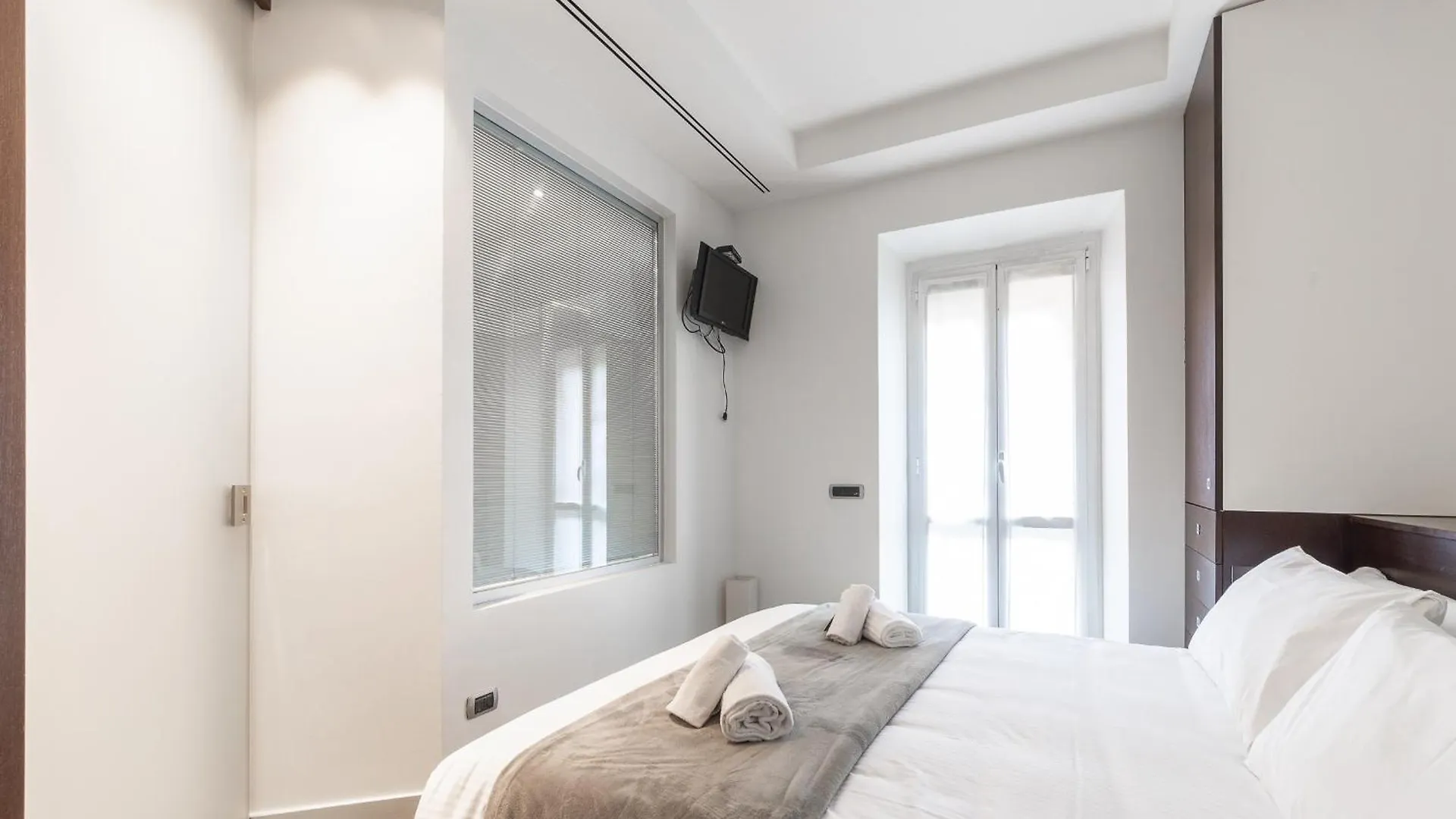 Via Cerva 7 Apartment Milan