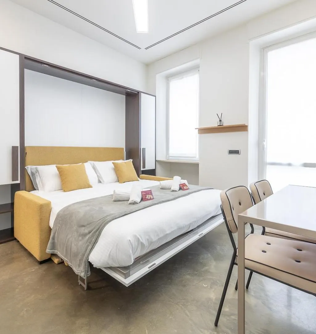 Via Cerva 7 Apartment Milan