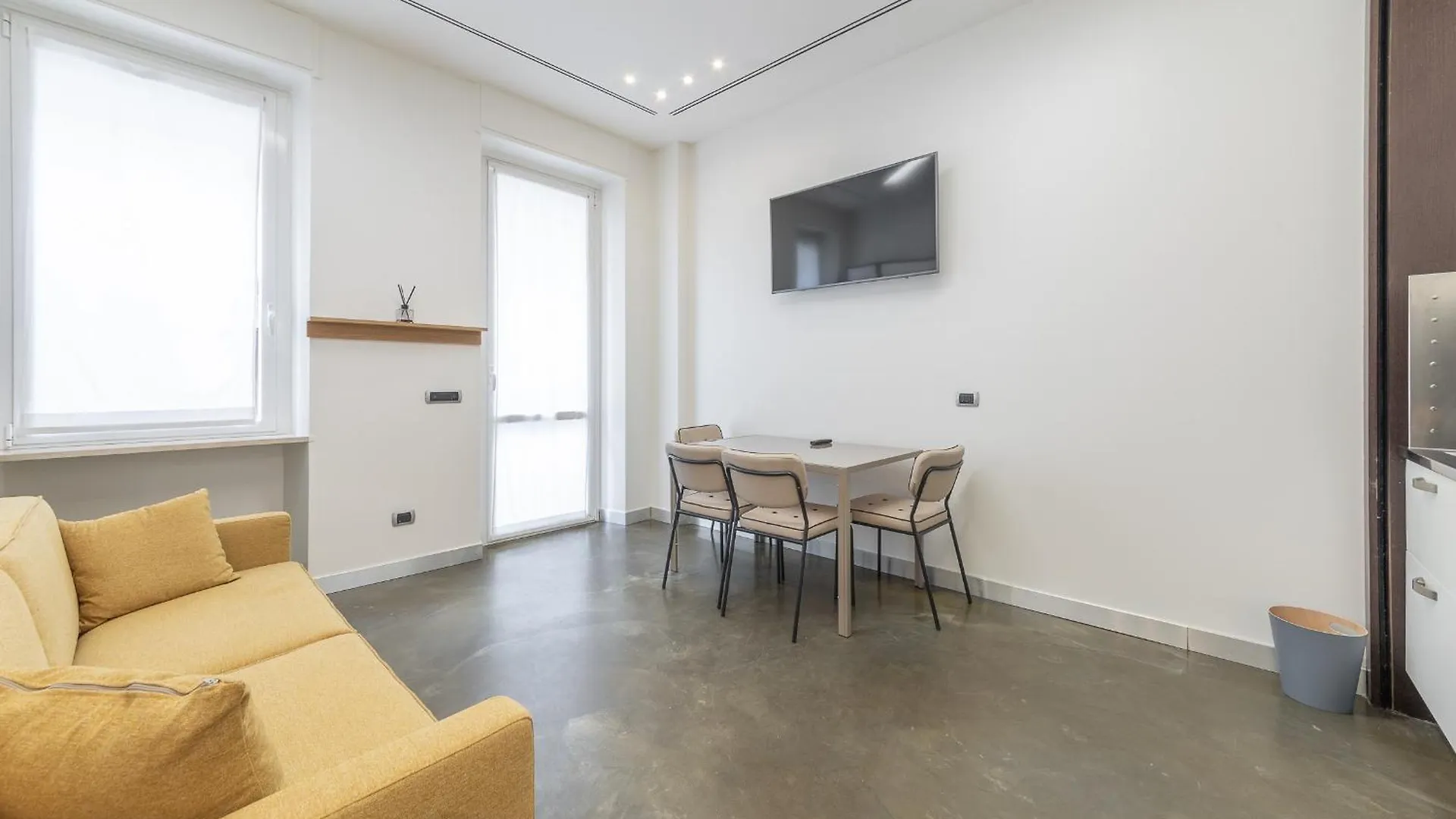 Via Cerva 7 Appartement Milaan